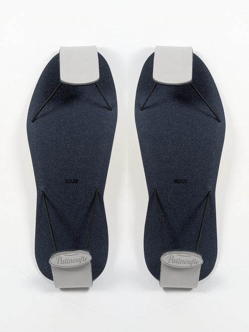 paire de surchaussure grise lavable